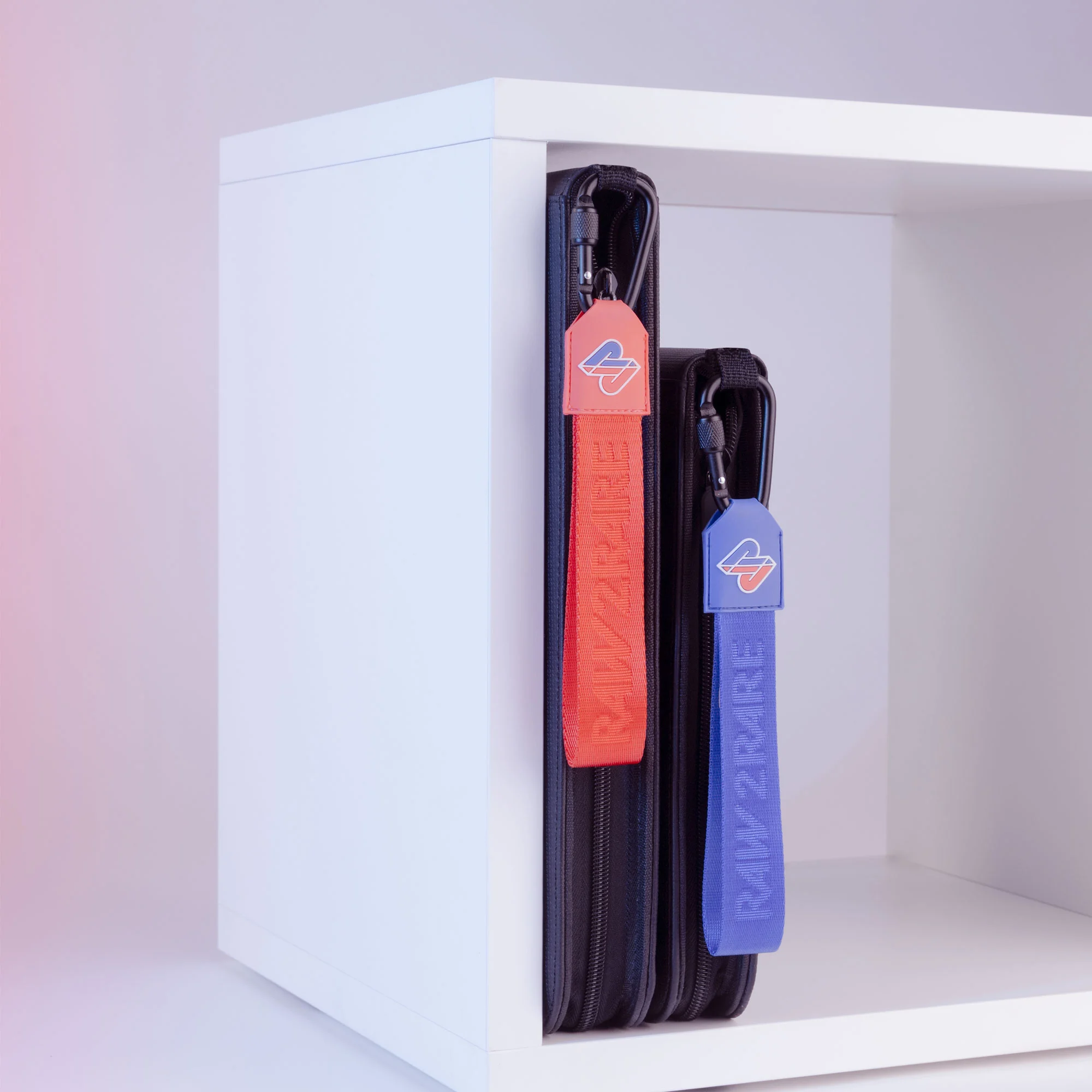 2Hook Carabiner
